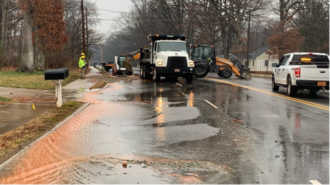 Yanceyville Street closed due to damage by water main break | wfmynews2.com