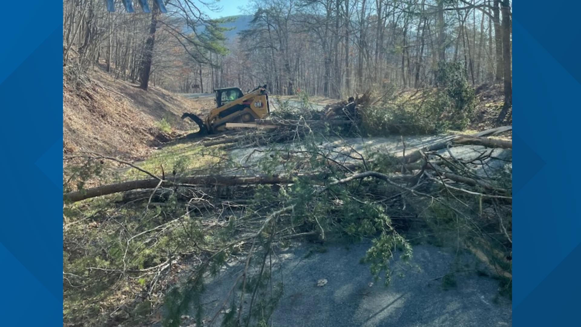 Blue Ridge Parkway shares recovery, road closure updates | wfmynews2.com
