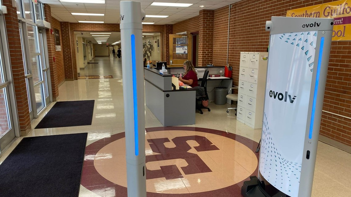 GCS parents get opportunity to try out body scanners