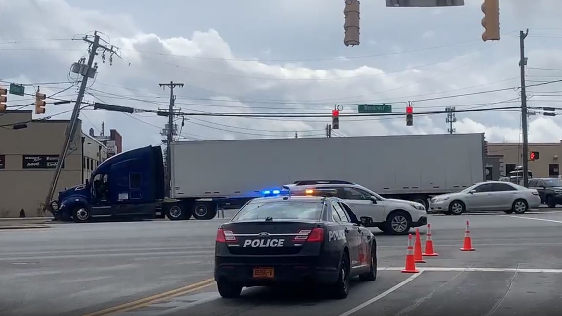 Roads reopen after part of Wendover Avenue closed due to crash