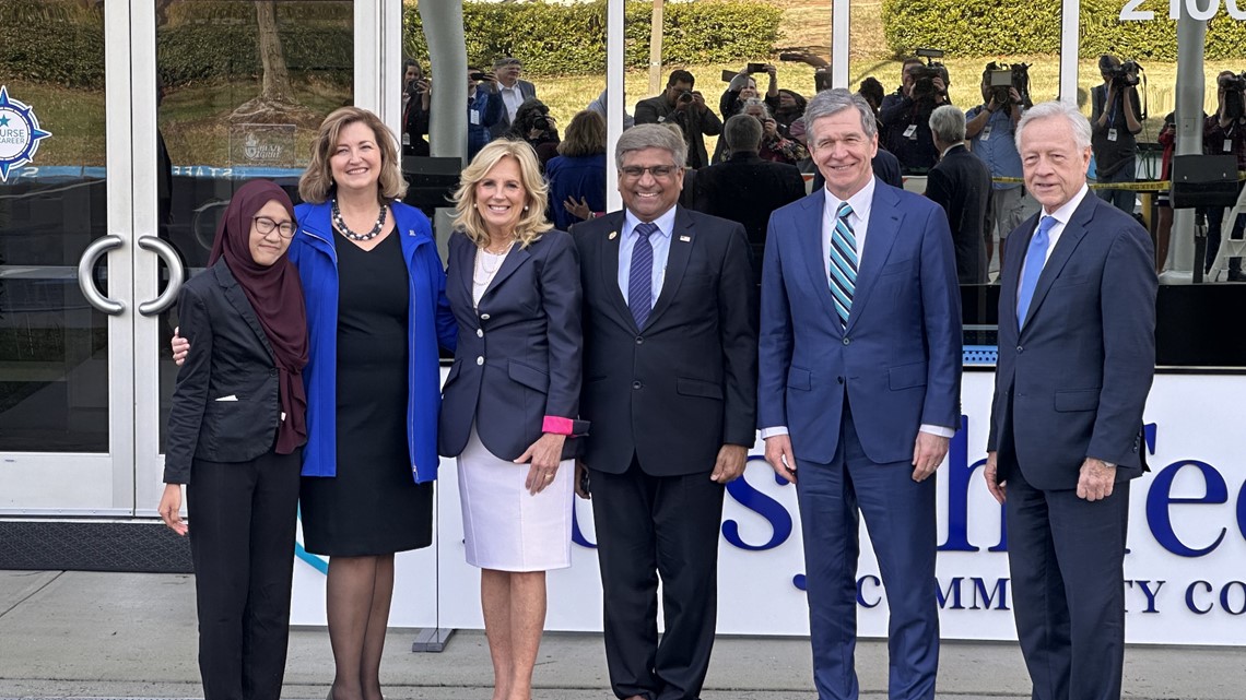 Jill Biden Visits Forsyth Tech As Campaign 2024 Ramps Up | Wfmynews2.com