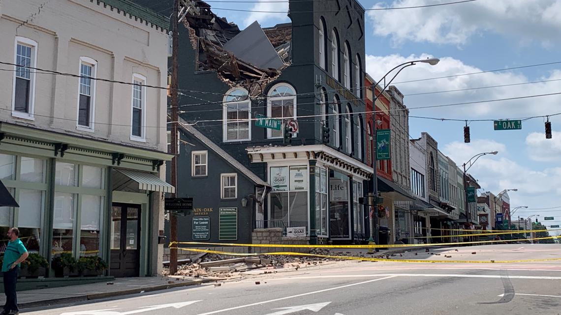 Part of building in Mount Airy collapsed - Vimarsana News