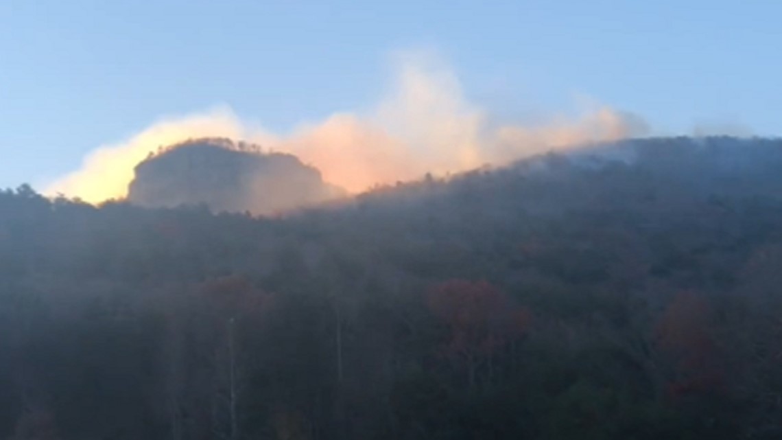 Pilot Mountain wildfire: Blaze grows to nearly 250 acres - Vimarsana News