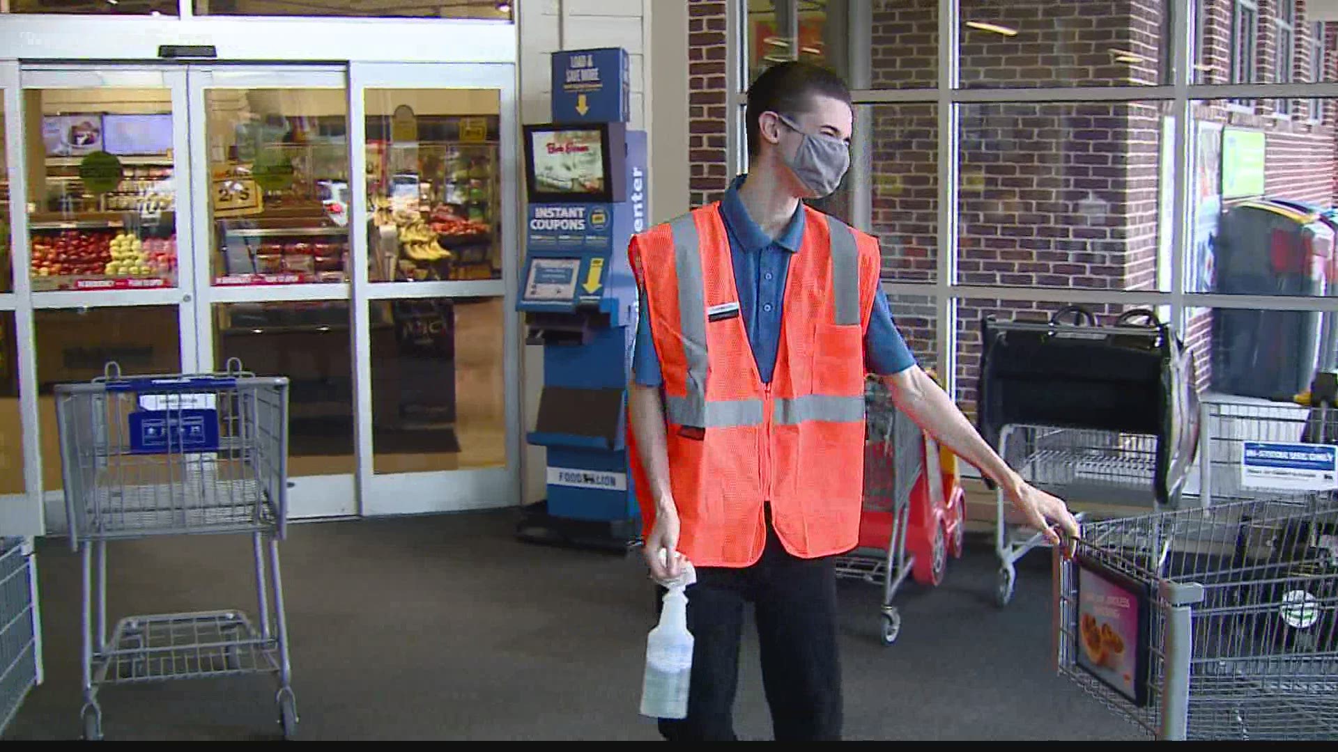 Greensboro Teenager Working At Food Lion Brings Smiles To Customers Faces Wfmynews2 Com [ 1080 x 1920 Pixel ]