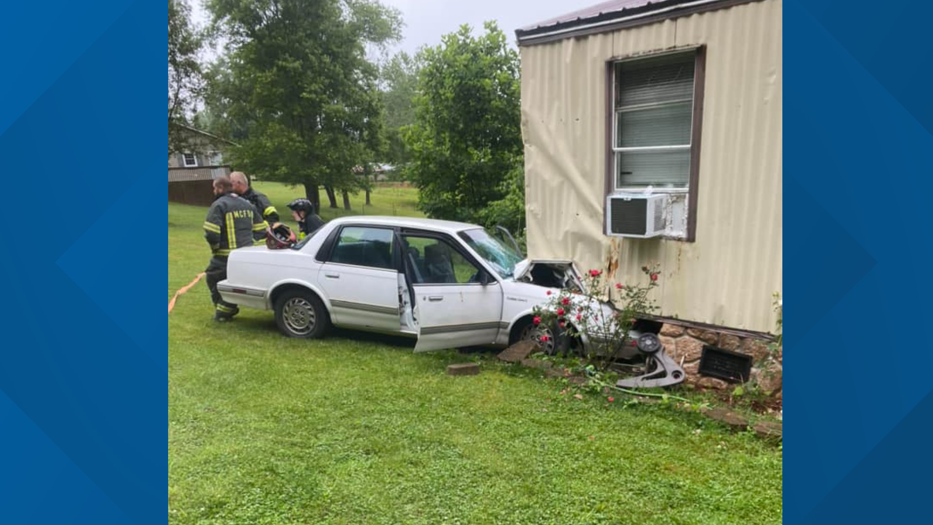 Car crashes into Millers Creek home
