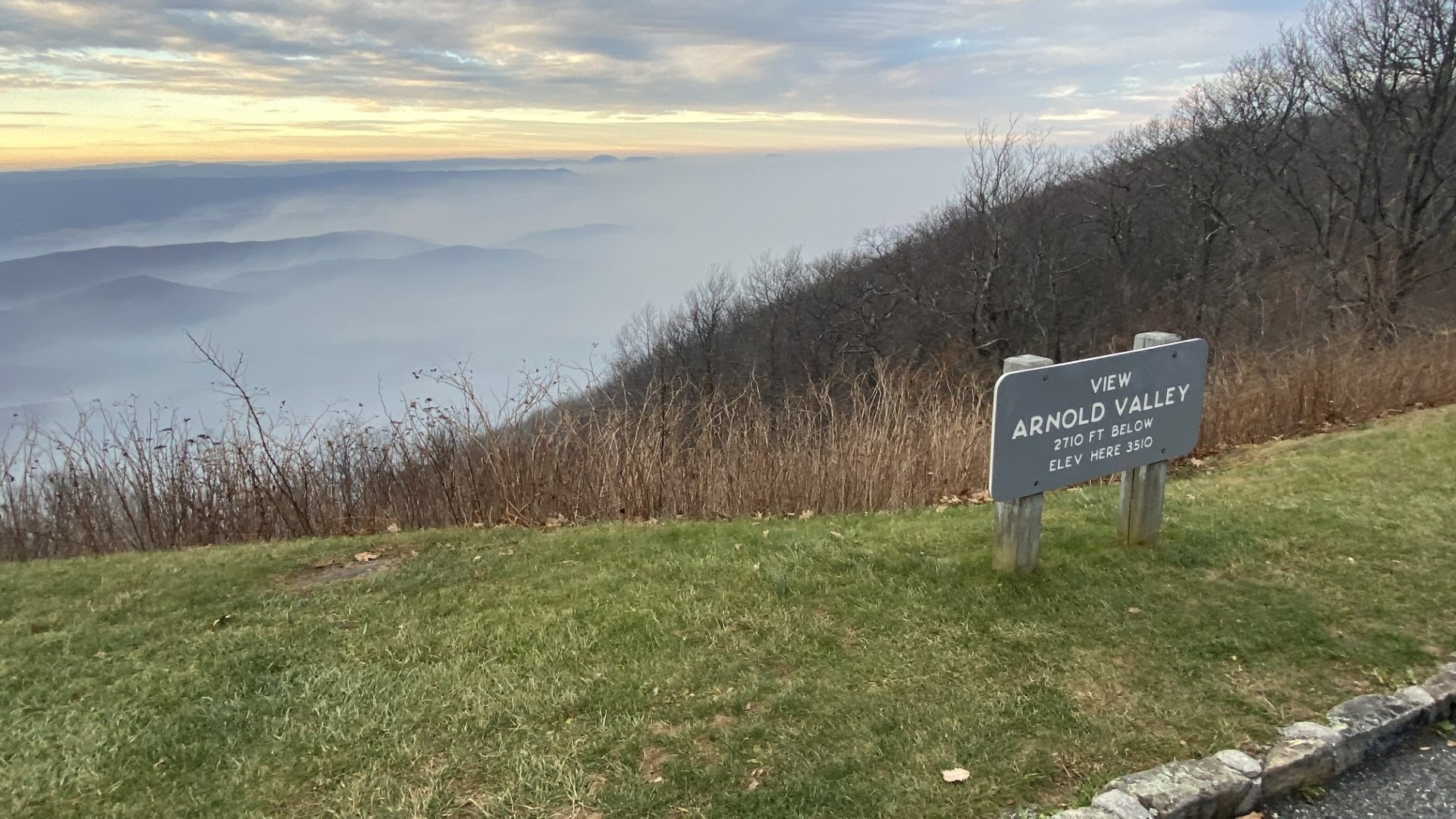 Part of Blue Ridge Parkway closed due to wildfires in NC