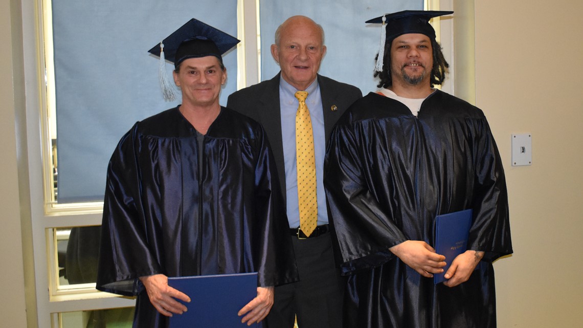 Two Alamance Detention Center Inmates Receive Their GED