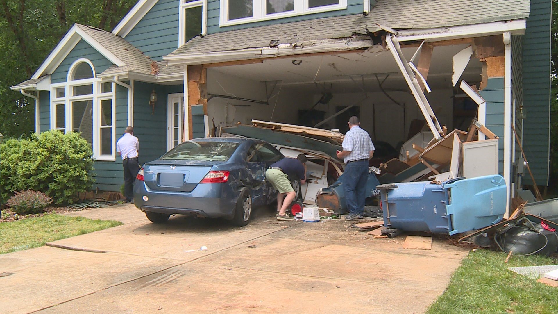 1968 Ford Mustang, newly renovated house destroyed after Republic Waste ...