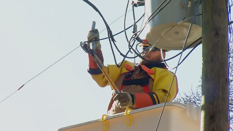 Extreme weekend weather causing power and pipe problems