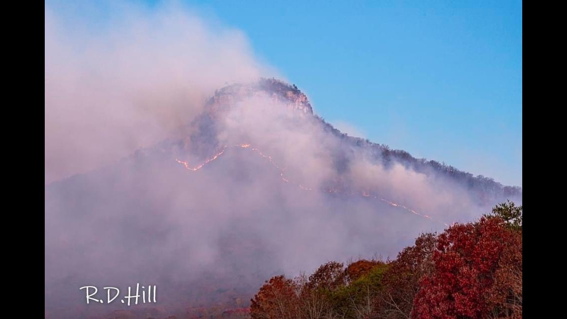 Pilot Mountain wildfire grows to more than 1,000 acres