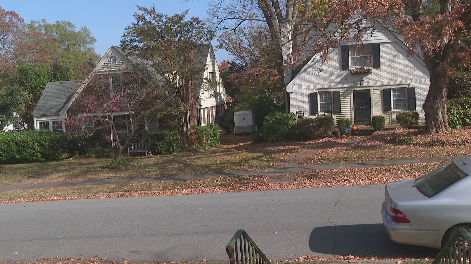 Residents talk about frustrations with new Greensboro leaf collection system.