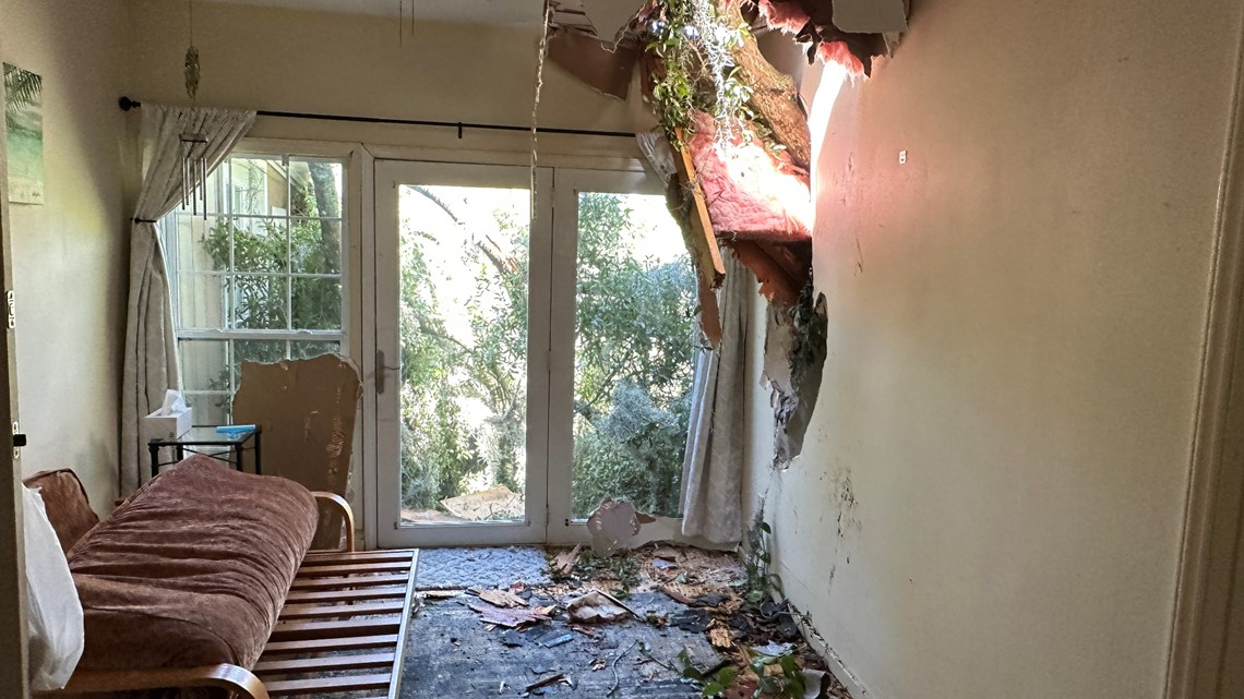 Possible tornado damages home just south of Myrtle Beach - Vimarsana News