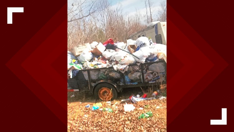 Frustrated Neighbors Dealing With Homeowner Whose Property Looks Like A Junk Yard And Smells Like A Landfill Wfmynews2 Com