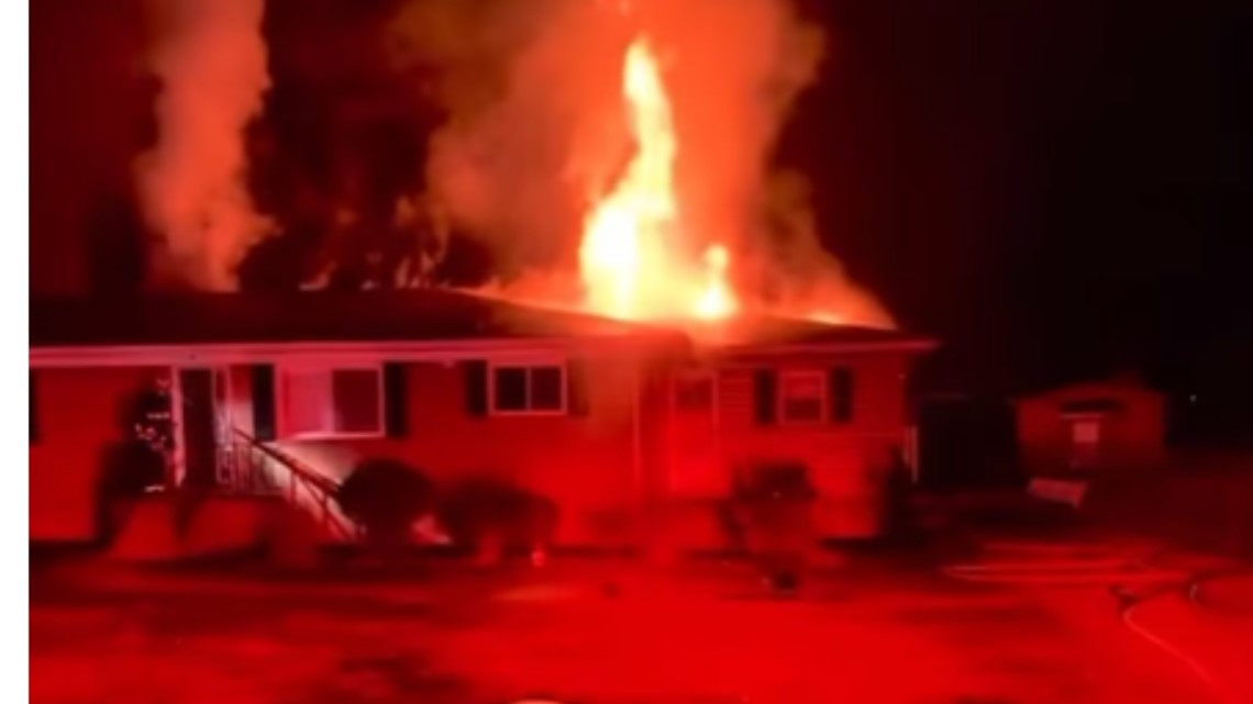 Rosedale Drive fire displaces 8, 1 firefighter injured - Vimarsana News