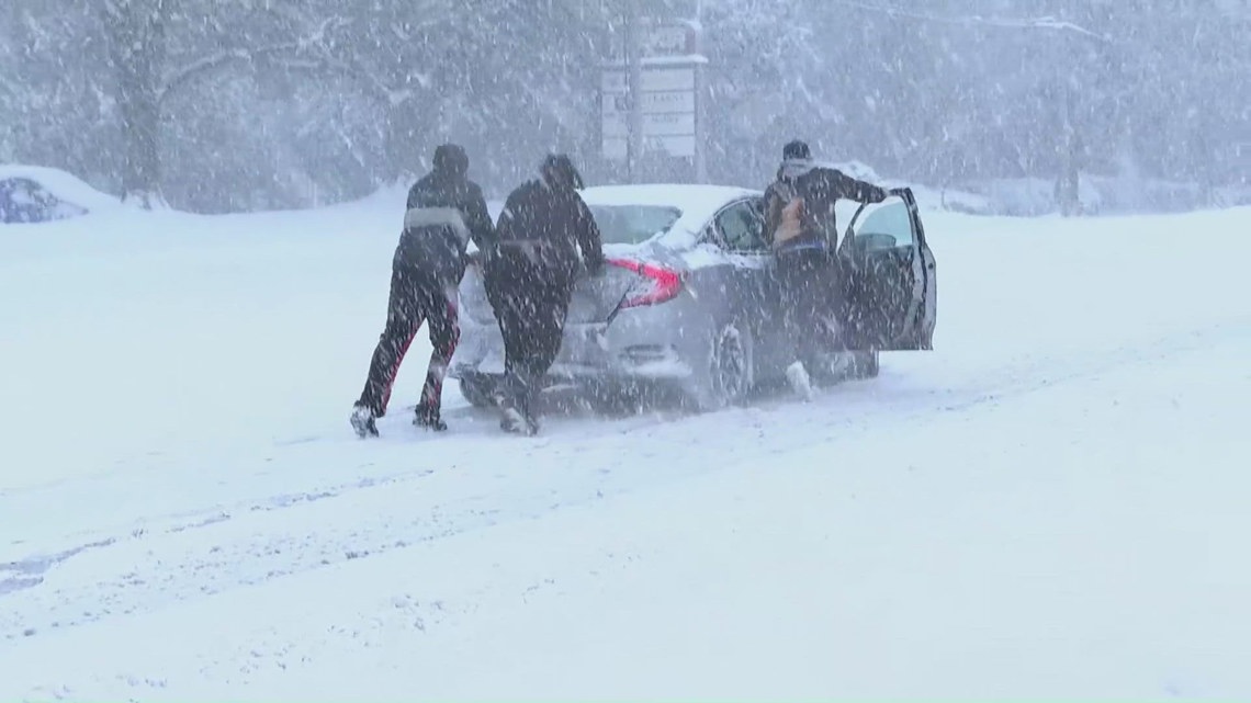 LIVE TEAM COVERAGE | Snow updates across the Piedmont Triad