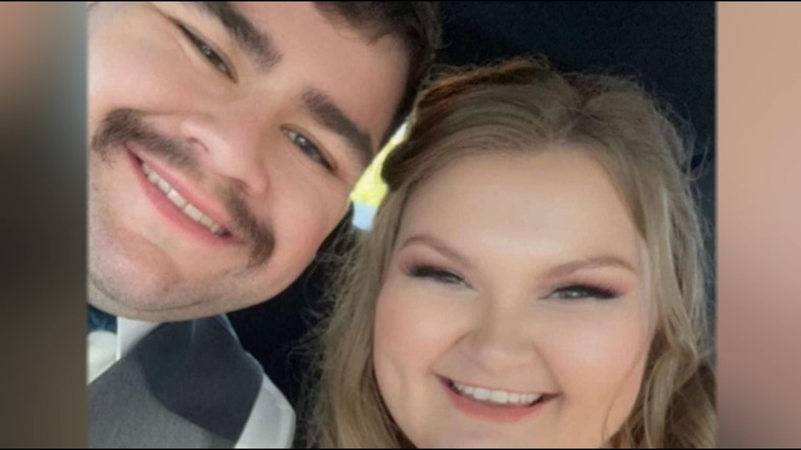 Community mourns loss of firefighter couple - Vimarsana News