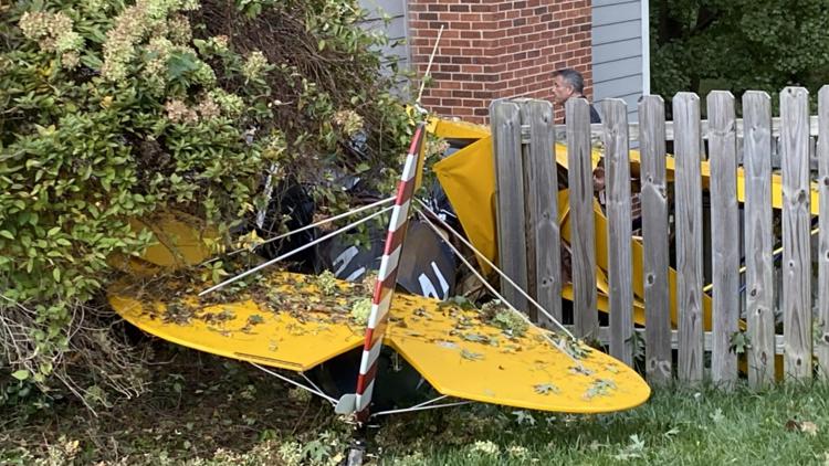 Small single-engine plane crashes into Greensboro home