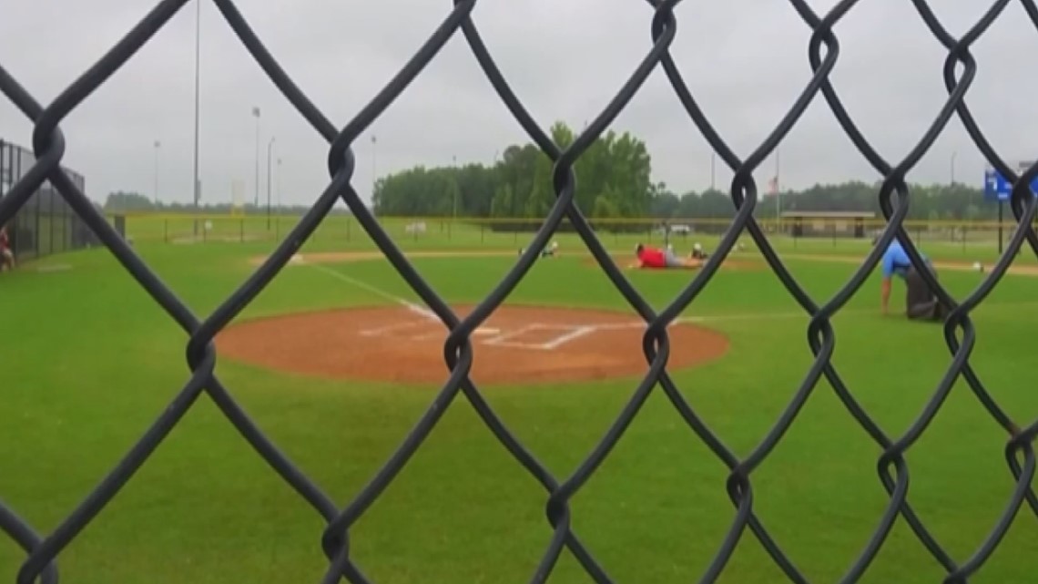 Recipes From Firebirds Mixed Greens Salad & Wood Grilled Salmon