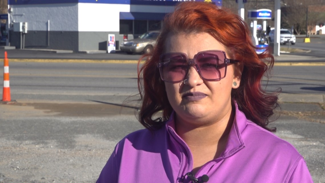 Woman reacts to Mount Airy homicide - Vimarsana News
