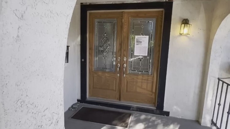 Rental scam forces a homeowner to put a fraud notice on the front door
