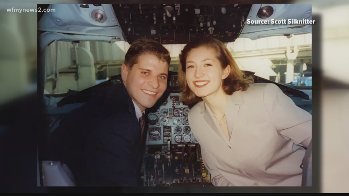 Love at first flight: Triad couple met 25 years ago on a flight - Vimarsana News