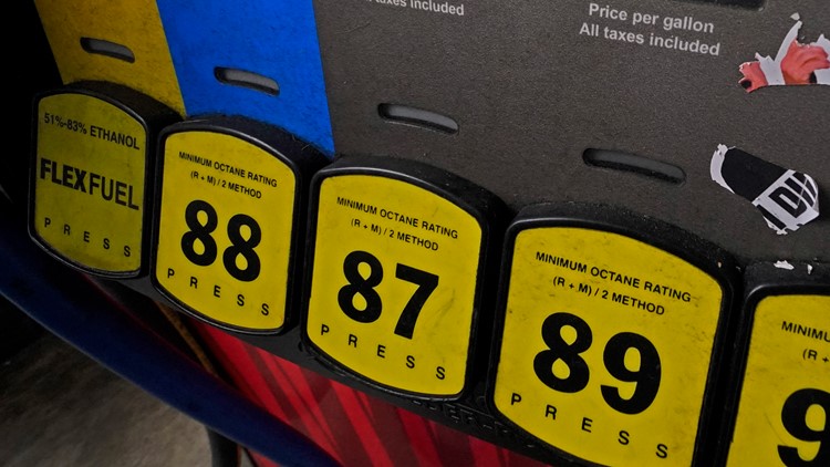 Sheetz lowering price of gas to $3.99 a gallon ahead of holiday weekend