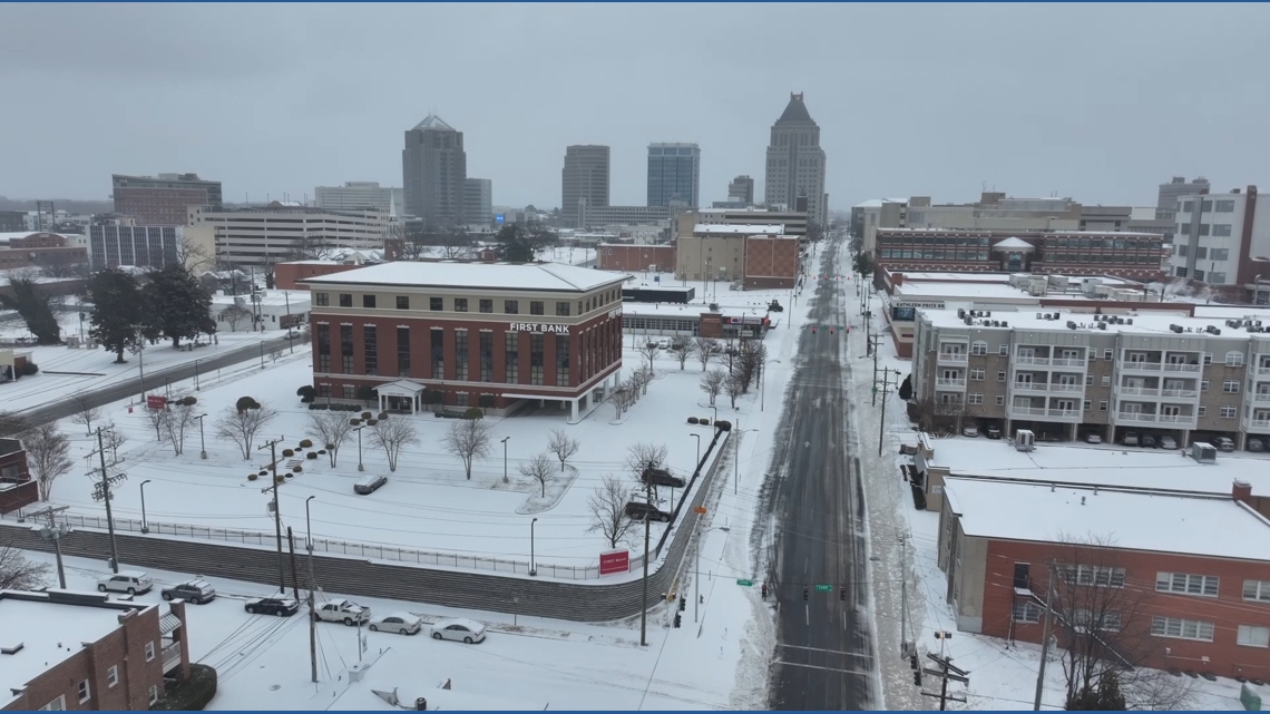City crews report progress on Greensboro roads before weekend snow ...