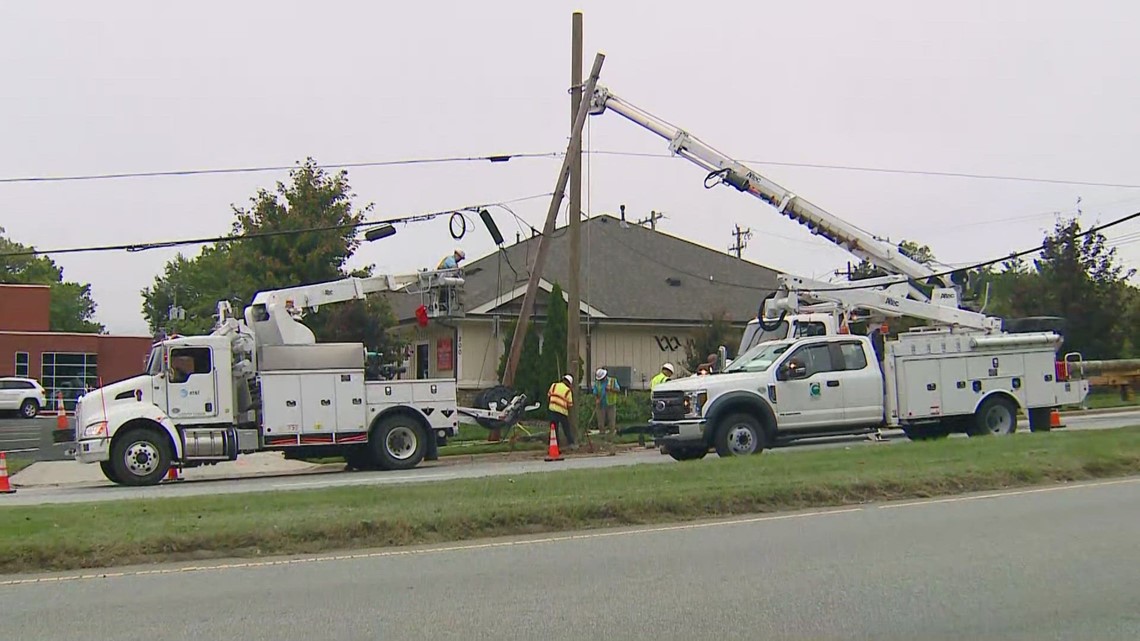 Traffic alert all lanes of W. Wendover Ave. closed