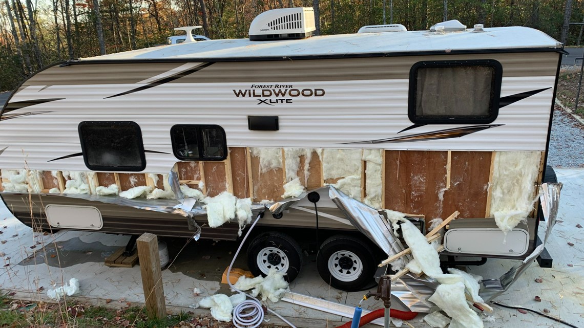 Bear tears apart trailer in State Park