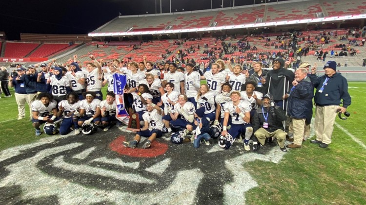 Mount Airy beats Tarboro 20-7 to win 1A State Football Championship