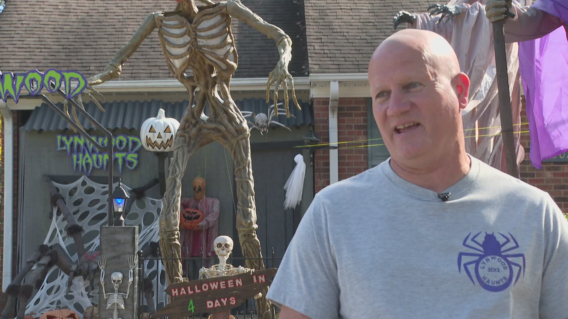 Greensboro man takes Halloween decor to next level