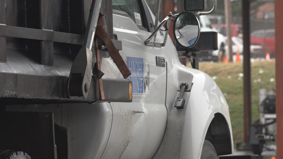 Guilford County crews prepare for more winter weather | wfmynews2.com