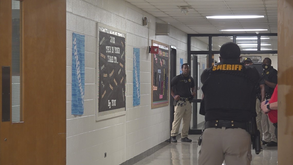 School resource officers participate in active shooter training ...