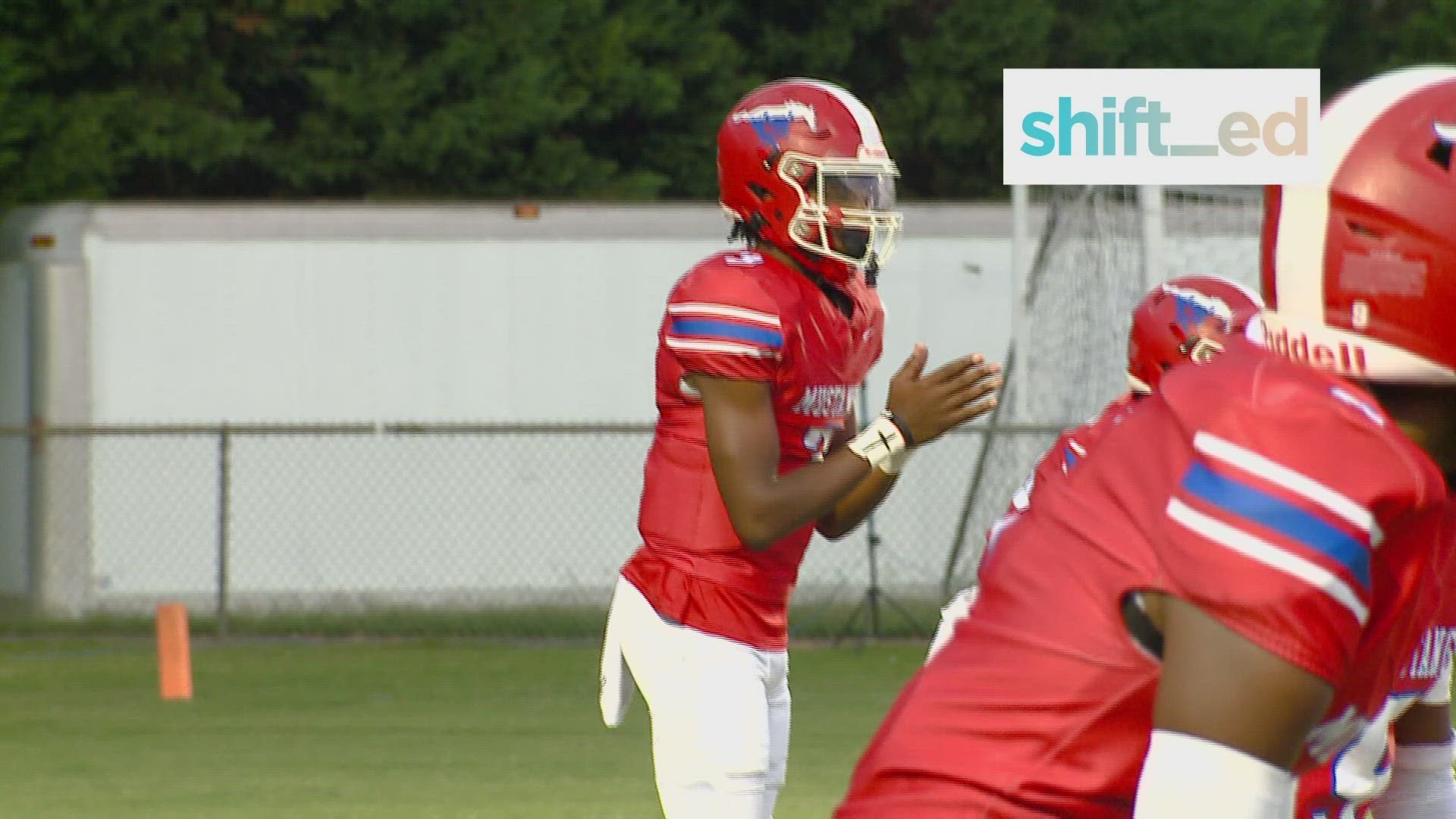 Parkland QB Riley Horton connects with AJ Hughes for the 84-yard touchdown for our Friday Football Fever Week 8 Shift_ed Play of the Week