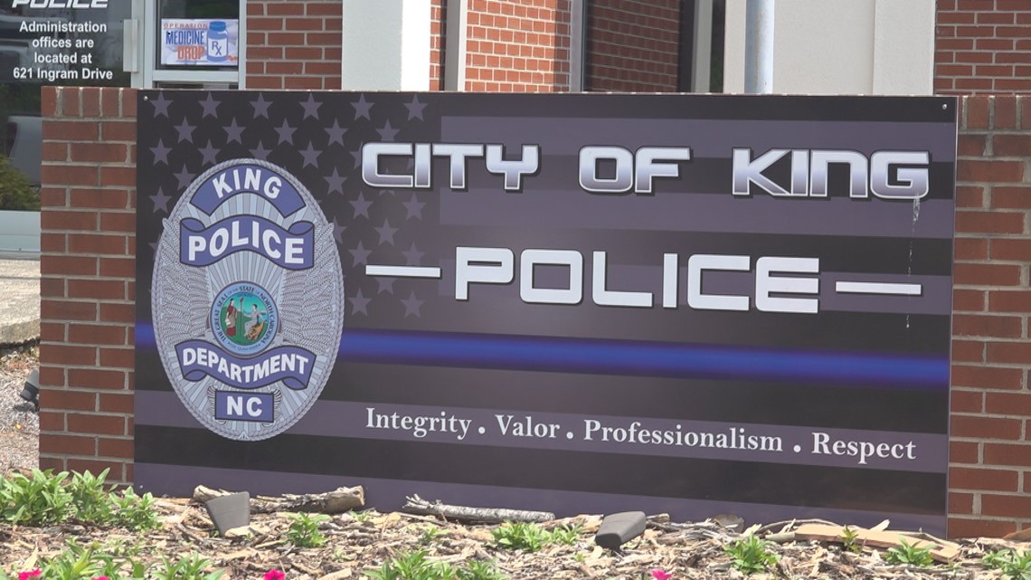 NC officer shot in head