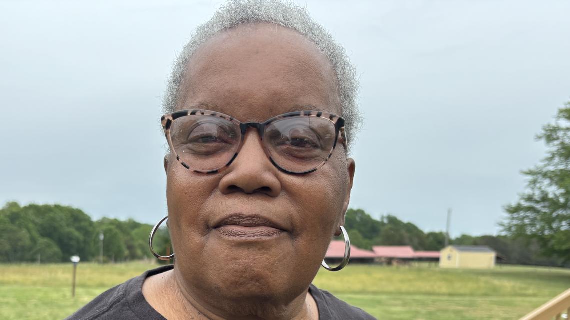 A Pleasant Garden woman waits 3 months for Walmart pergola refund before WFMY News 2 gets results