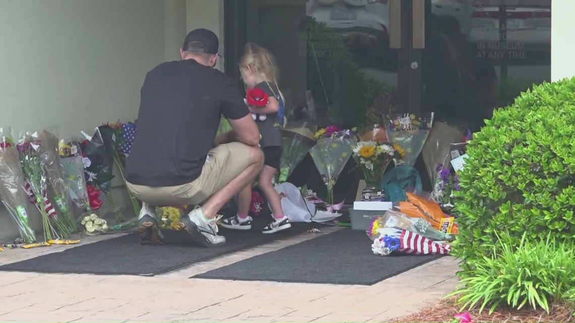 Triad race fans remember Kyle Busch at Coke 600 watch party | wfmynews2.com