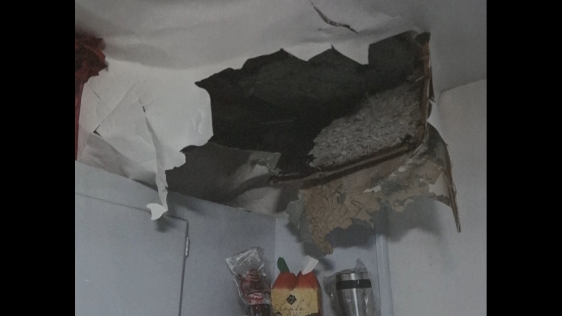 Insurance denies claim after celling falls in - Vimarsana News