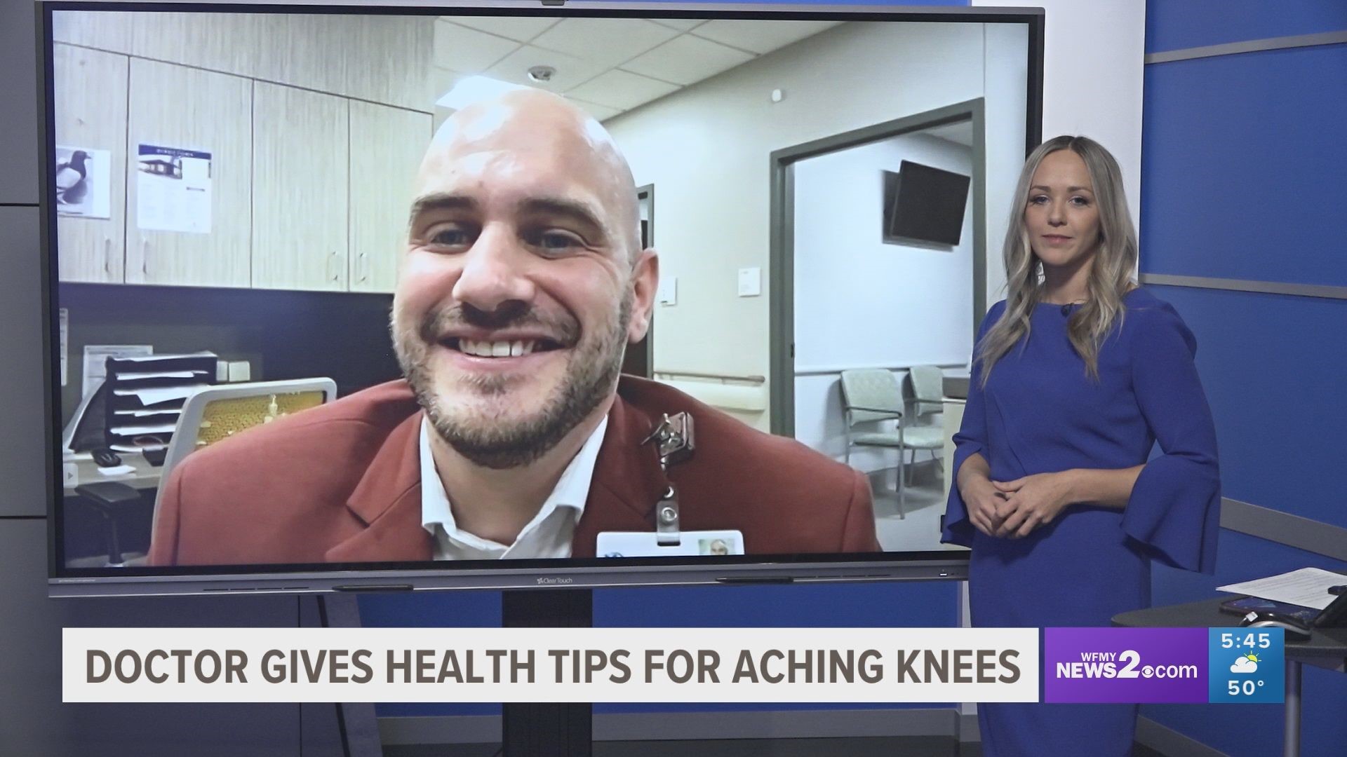 Dr. Steven Bokshan helps viewers with aching knees and gives tips to alleviate pain.