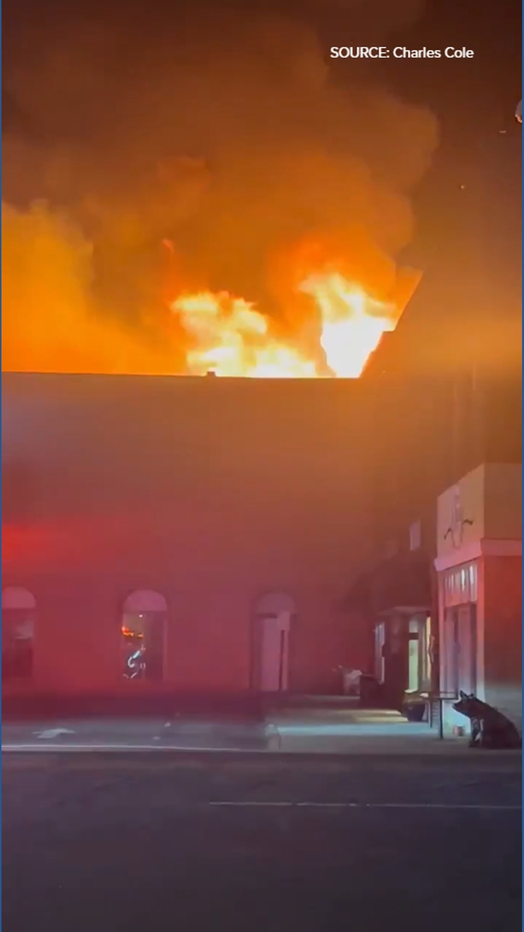 Lexington fire blazes in the early morning | wfmynews2.com