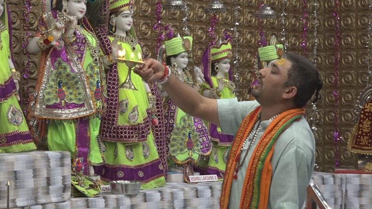 South Carolina Hindu community celebrates Holi to welcome Spring