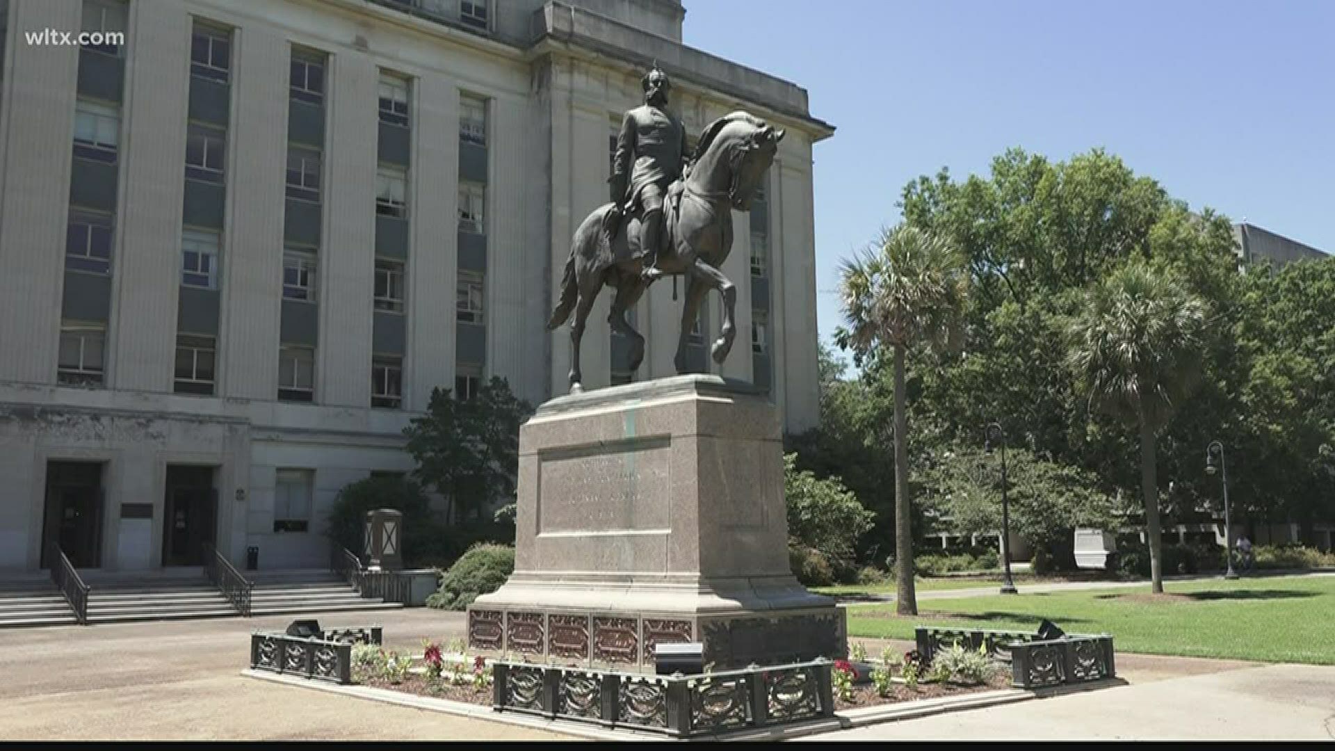 South Carolina’s top lawyer thinks the state law protecting historic monuments from being torn down or altered without a legislative vote is constitutional.