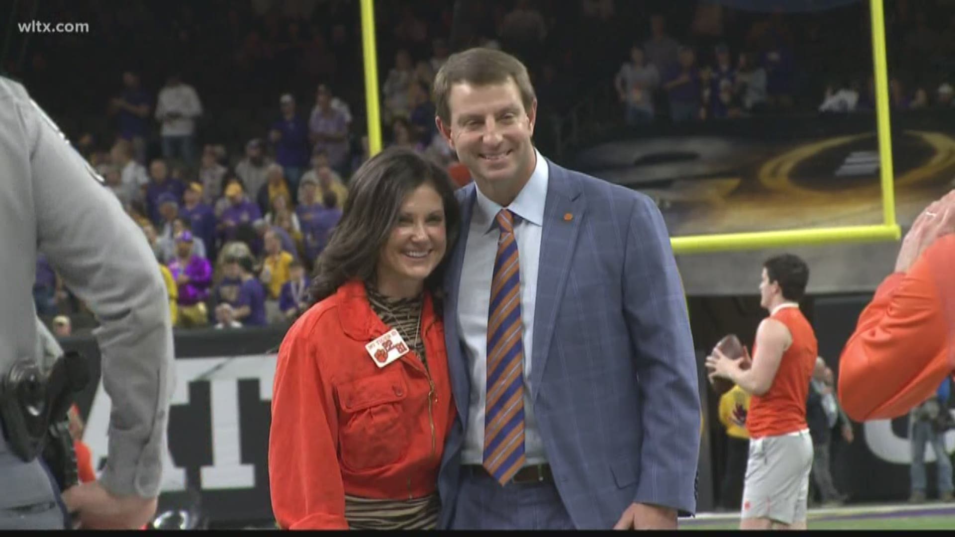 Kathleen Swinney talks about life at home during national championship week and her final words to Dabo before kickoff.