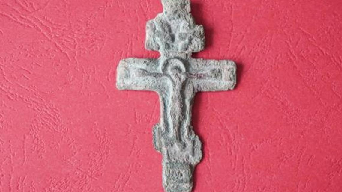 Metal detectorist finds centuries-old artifact - Vimarsana News