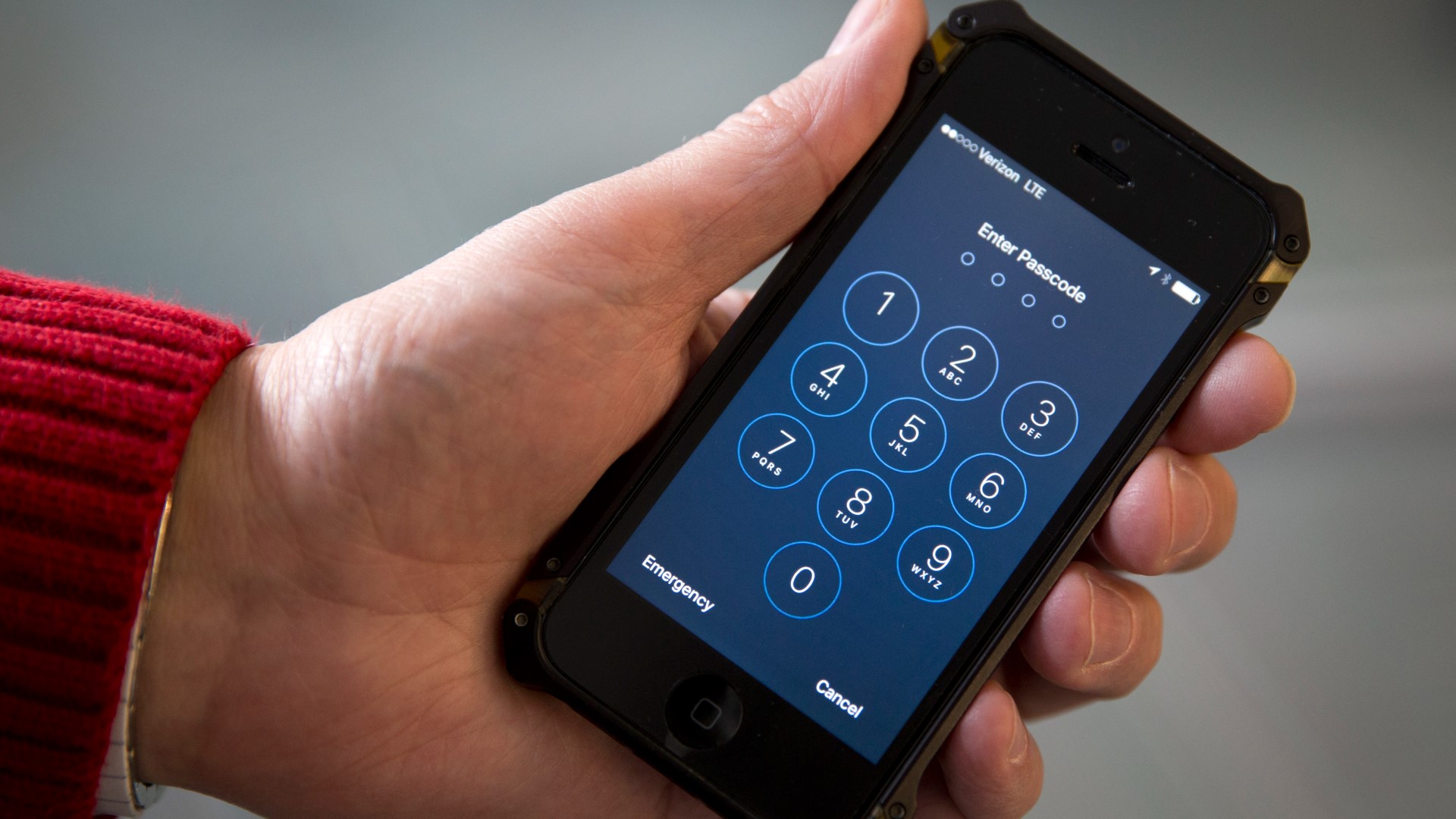 The National Security Agency recommends rebooting a phone every week as a way to stop hacking.