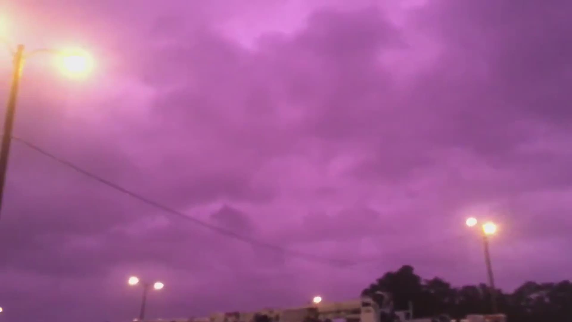First Coast News' Shelby Danielson captured this creepy footage of the purple sky over Lake City.