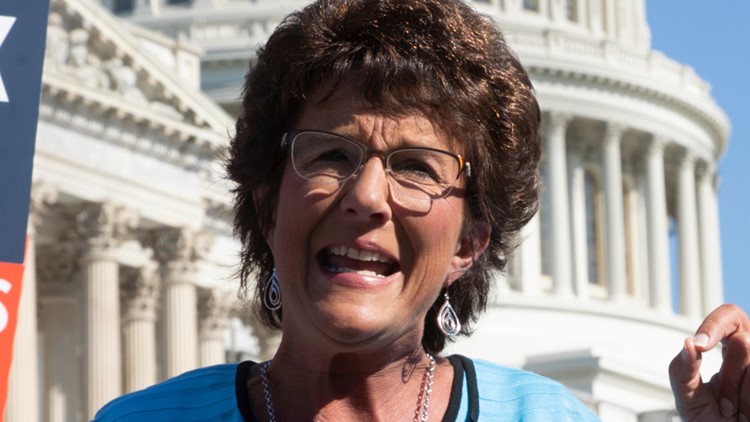 Congresswoman Jackie Walorski, 2 staffers killed in car crash