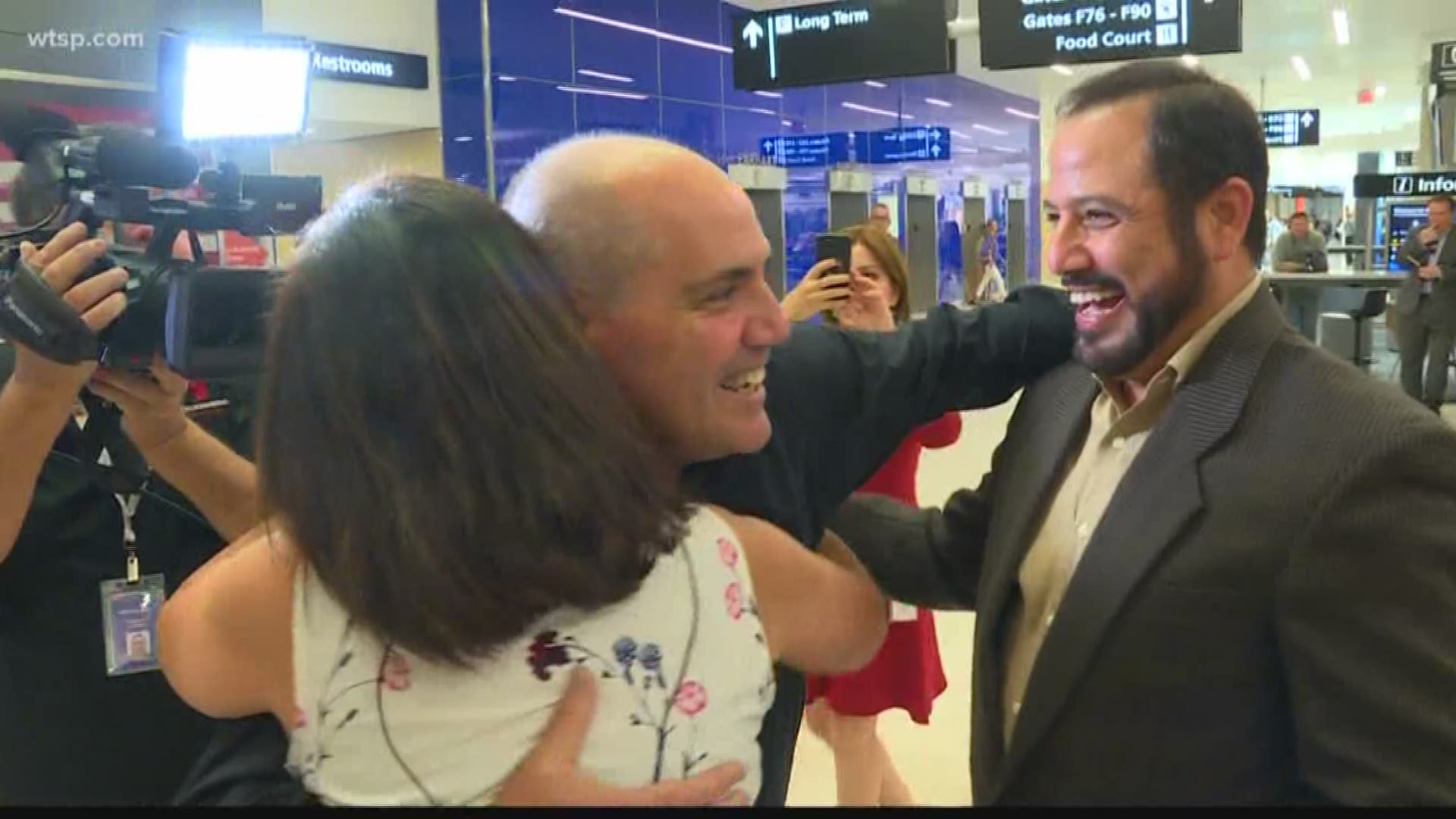 There were some happy tears shared between Gloria Casanova and Dallas Police Department Sr. Corporal Stephen Hawthorne.