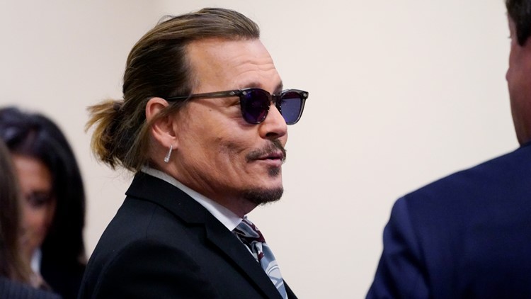 Heard's lawyer focuses on Depp's texts: 'Let's burn Amber'