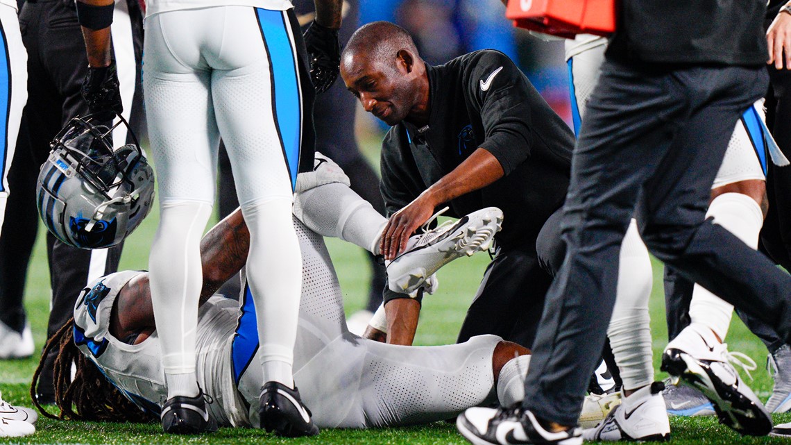 Panthers linebacker Shaq Thompson expected to miss remainder of season with  broken right leg